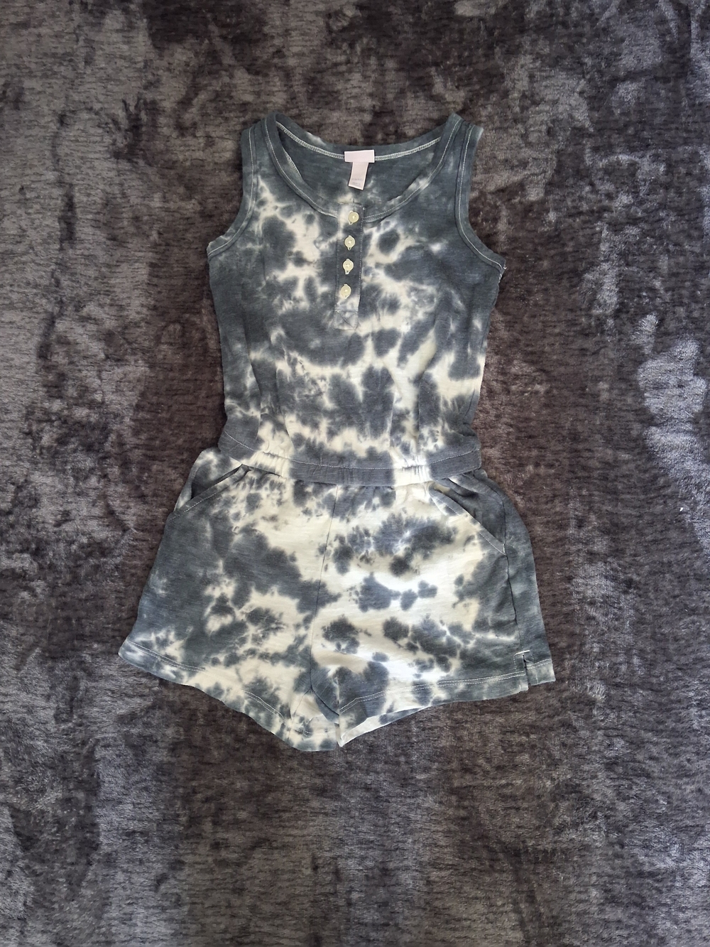 More Than Magic Tie Dye Sleeveless/Shorts Romper Girls Size 6/6X-pockets